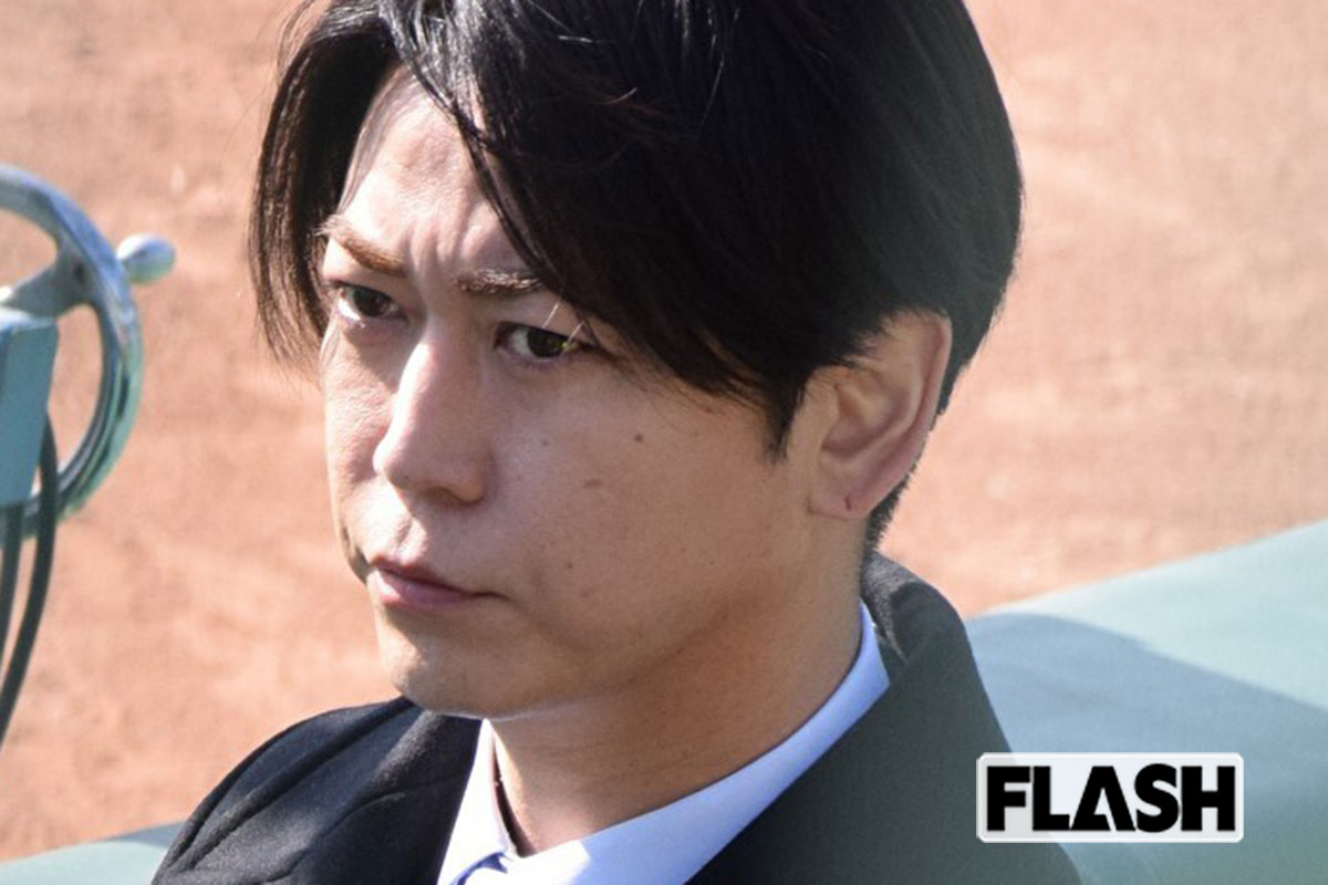 亀梨和也“ライフワーク”の巨人軍キャンプ取材姿…選手以上の熱視線送る“追…