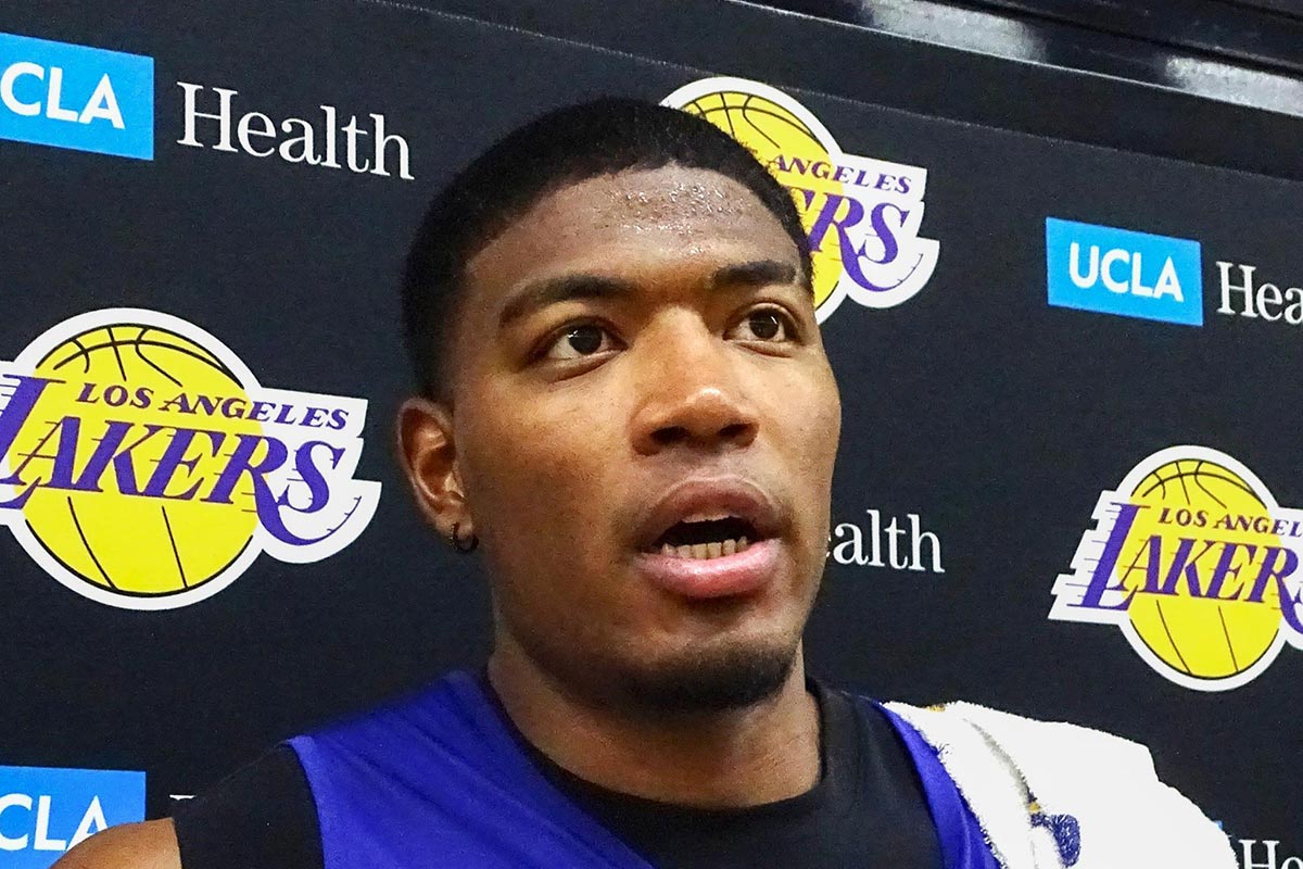 「犠牲になって貢献しろ」八村塁と怒鳴り合いのバスケ日本代表男子HCのホー…