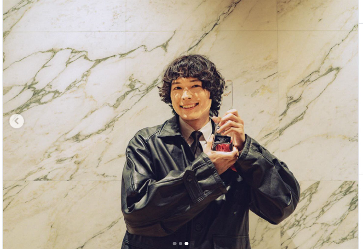 松村北斗のInstagramより。松村が大ファンだという大泉洋をほうふつとさせると、Xでは話題になっている