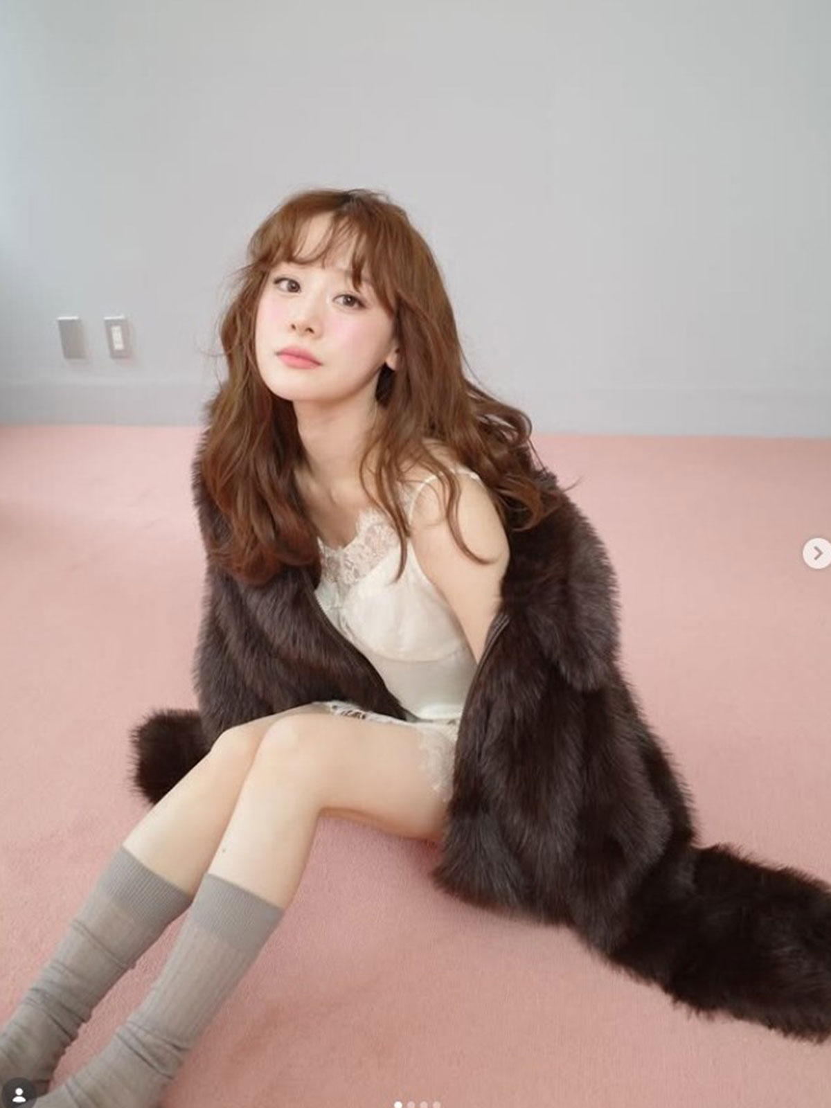 整形に6000万円を費やしたことで知られる福岡みなみ。その経営手腕はたしかなようだ（写真・本人Instagramより）