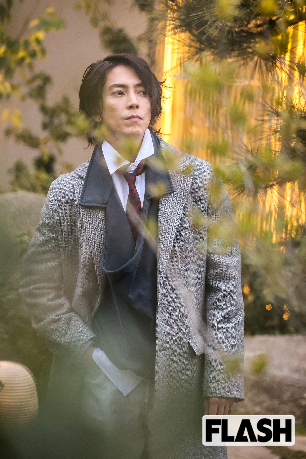 山下智久　代官山でダンディな姿をキャッチ！「どの瞬間もカッコいい」40才とは思えないビジュアルにファン驚き