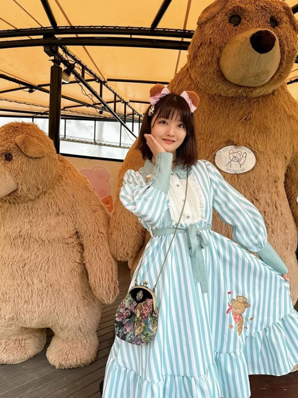 内田有紀の20歳年下の妹・澪奈。歌声はそっくりだ