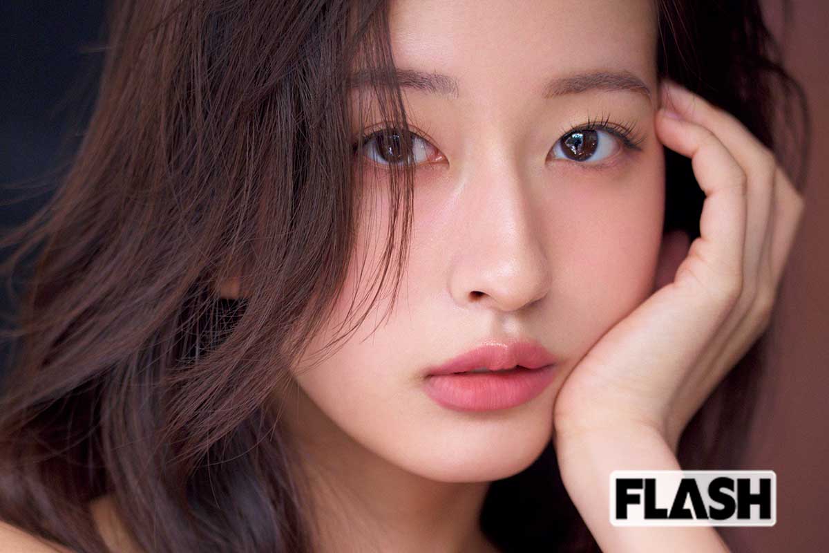 ミスマガ2022・斉藤里奈「なぜか女優業では不倫する役とか、カースト上位…