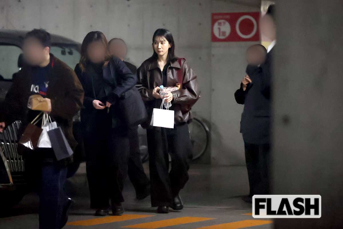 松本穂香は、米倉につられたのか、コメント中に言葉が詰まる場面も（写真・金谷千治）