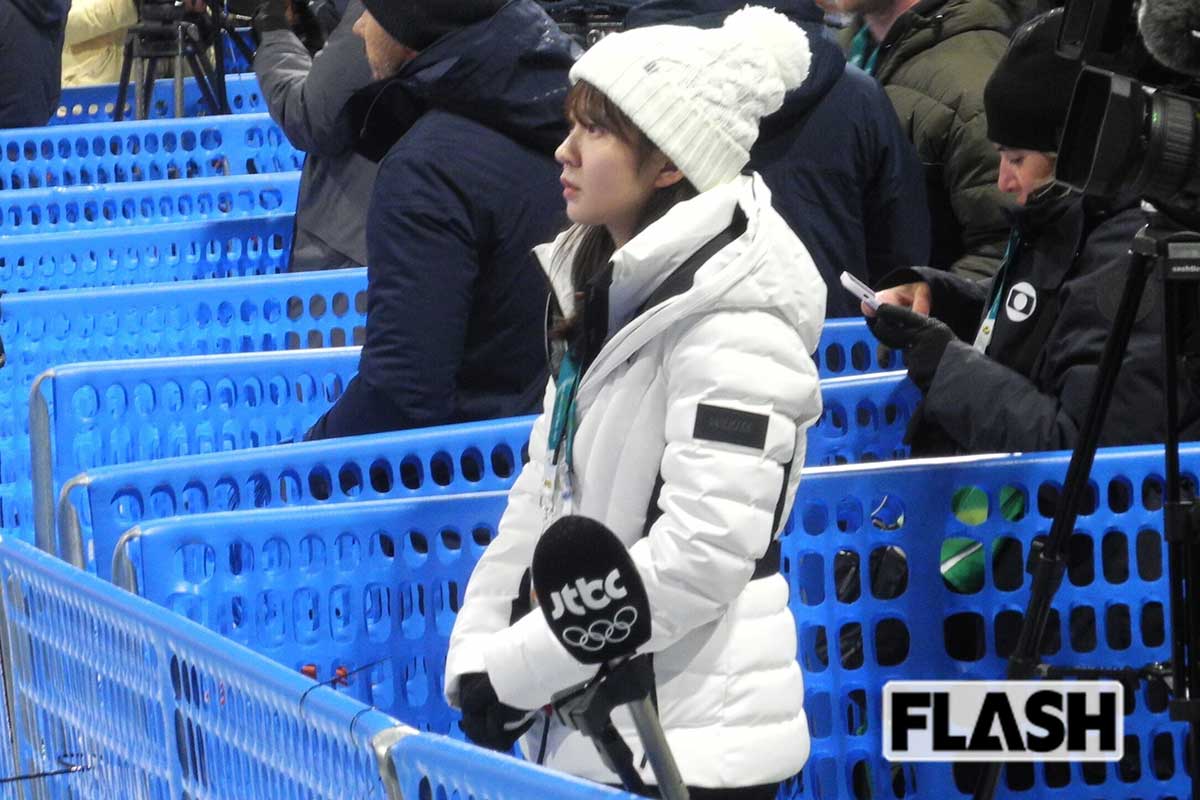 2026年2月11日、スノーボード男子ハーフパイプ予選の中継をしていたテレビ東京の冨田有紀アナウンサー