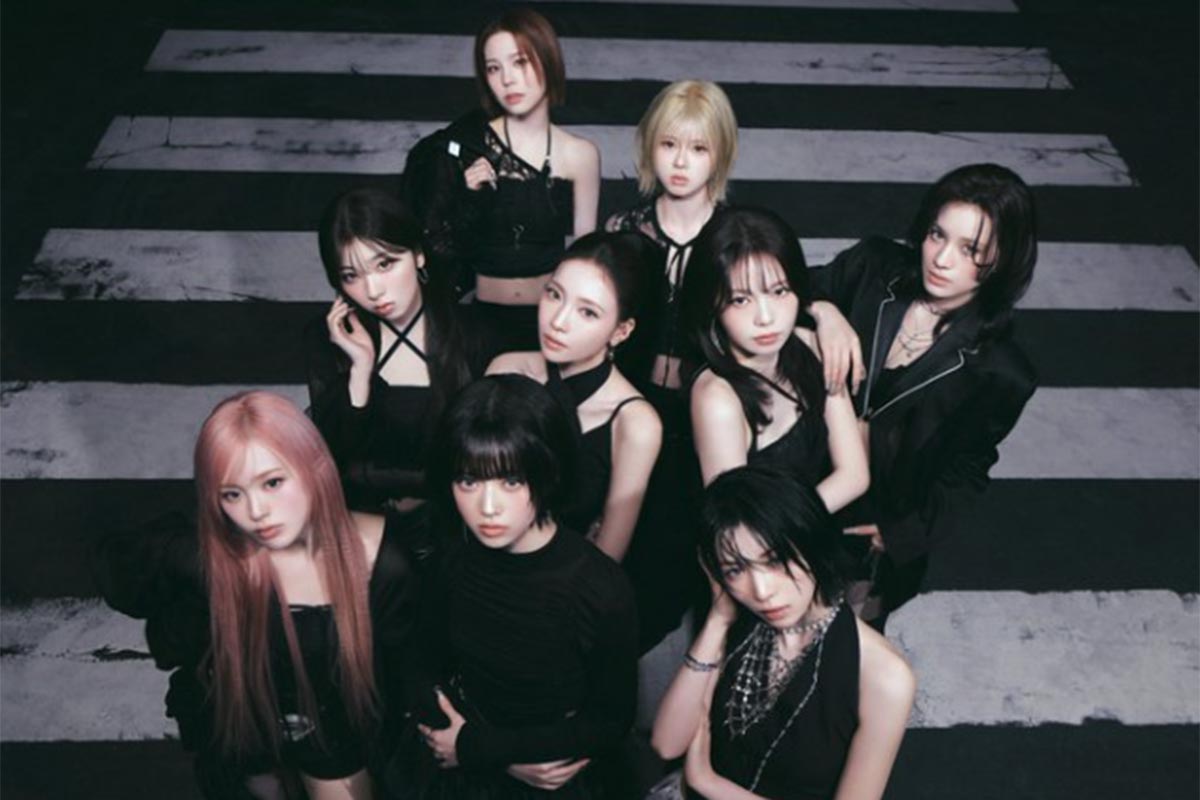 NiziUのXより。4月1日にリリースする2nd EPのタイトルを『TooBad』から『GOOD GIRL BUT NOT FOR YOU』へ変更されることが発表され、キービジュアルもブラックコーデに一新された