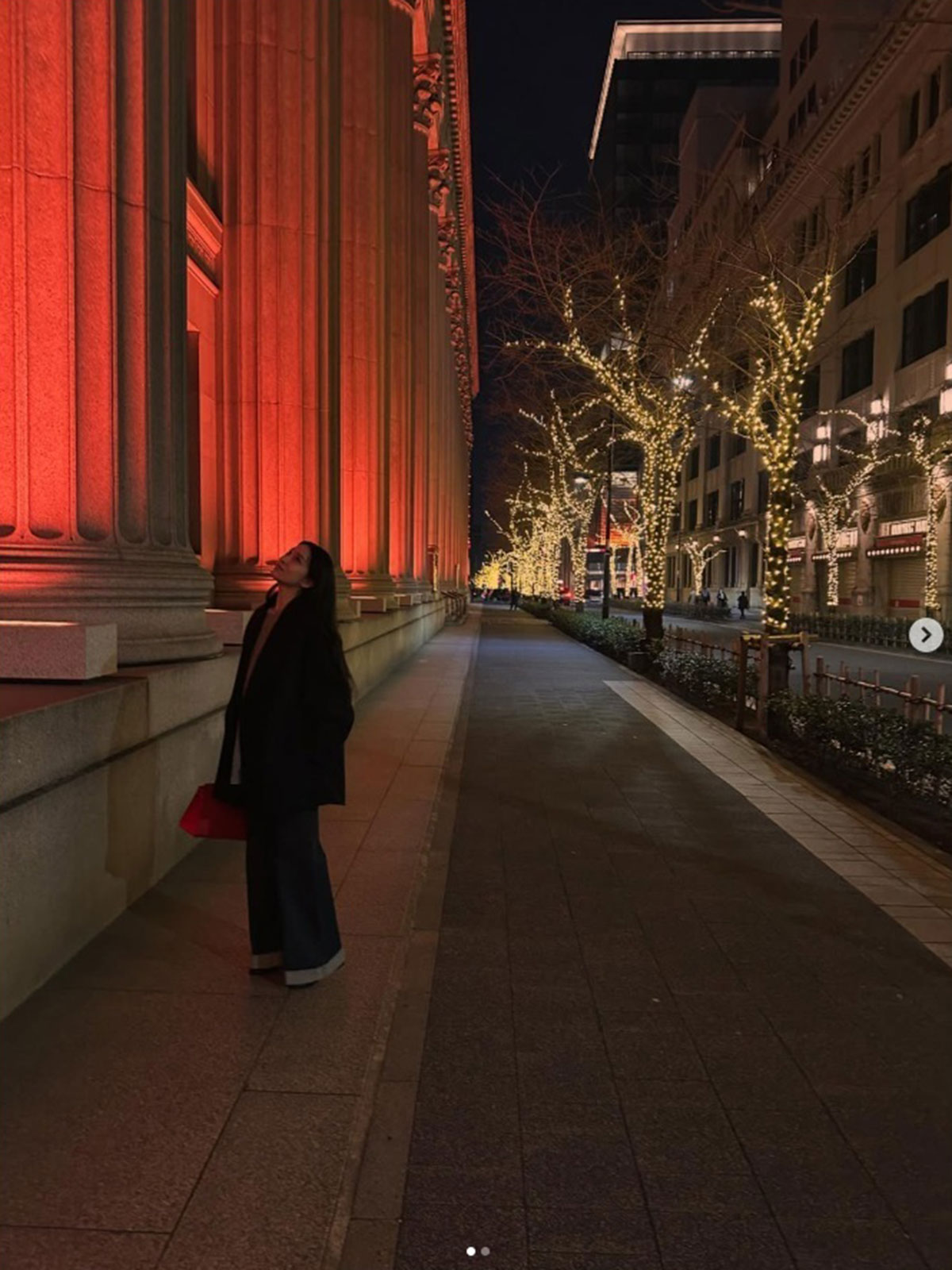 武井咲が夫・TAKAHIROとまったく同じ場所で撮影した写真。バレンタインデーにデートを楽しんだようだ（写真・武井咲のInstagramより）