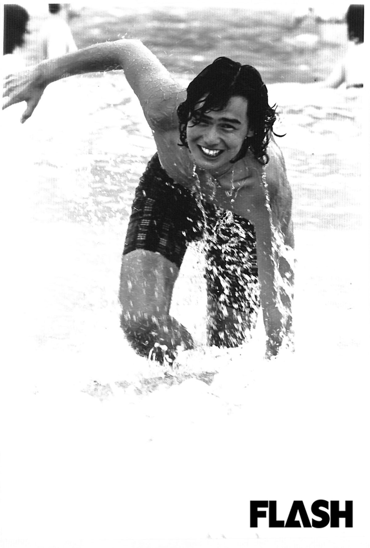 1975年、「女性自身」で新人賞候補の一人として登場した加納竜