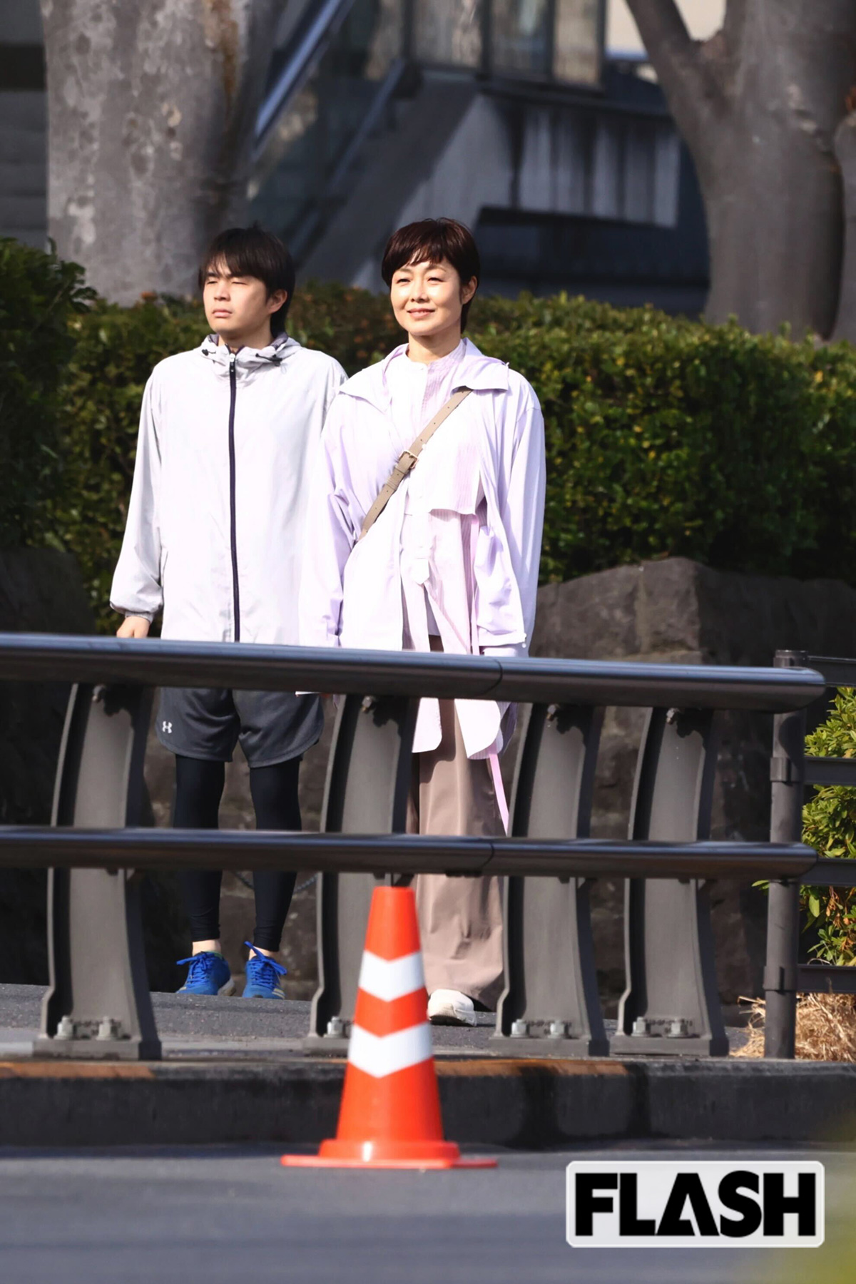 撮影中の有働由美子。緊張しているのか、表情は心なしか固い