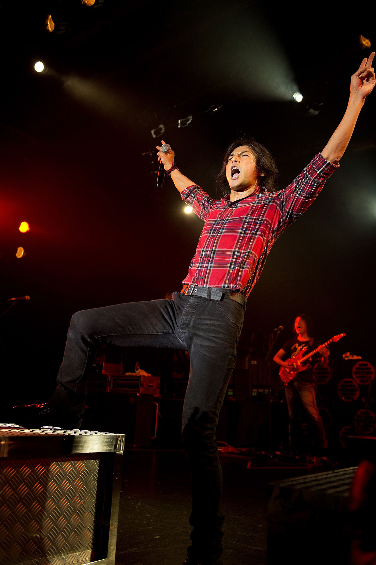 B’z 稲葉浩志、WBCチェコ戦で『タッチ』生歌唱も評価が両極端になったわけ…「テッパンの部分」Netflixの戦略に否定的な意見も