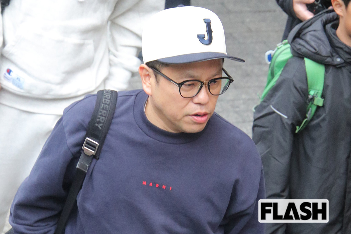 ダイアン津田、高級ブランド着用でWBC “お忍び観戦”…陣内智則、ザキヤマら芸人もこぞって参戦を報告