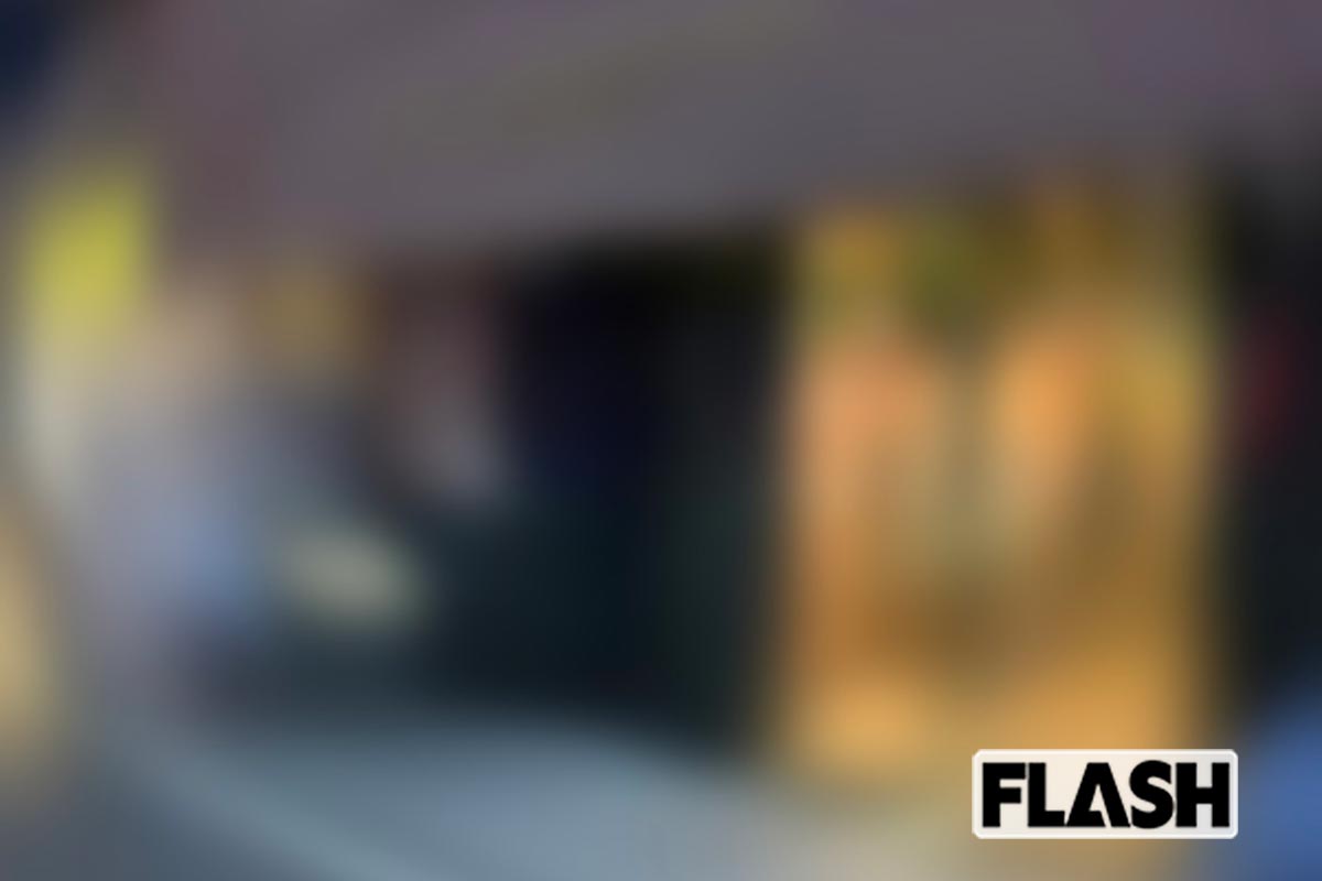 新宿に存在する違法メンズエステは15分1万円「令和のちょんの間」…客が群…