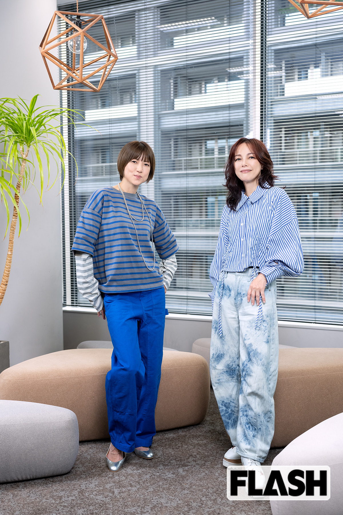 「尖りに尖っていたhitomiちゃんは、今どんな感じ？」（相川七瀬）、「譲れるところは譲って、みたいな感じです」（hitomi）（写真・福田ヨシツグ）