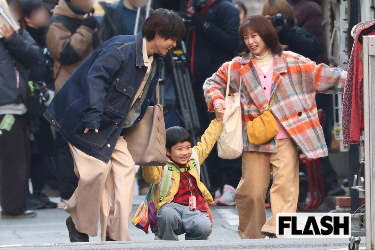 大勢のスタッフに囲まれる志田未来と兵頭功海