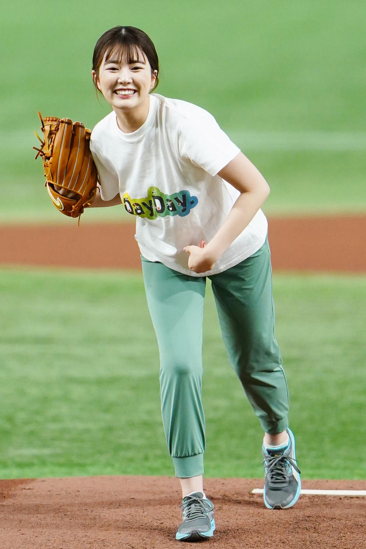 【日テレ1位】黒田みゆアナ／黒田アナは2023年4月、巨人対阪神戦の始球式に登板。今年2月、Snow Man宮舘涼太との熱愛が報じられた