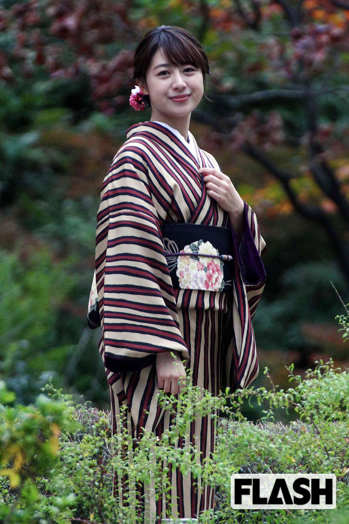 【テレ朝1位】林 美沙希アナ／2020年、東京・毛利庭園でカレンダー撮影に、和装で臨んでいた林アナをキャッチ