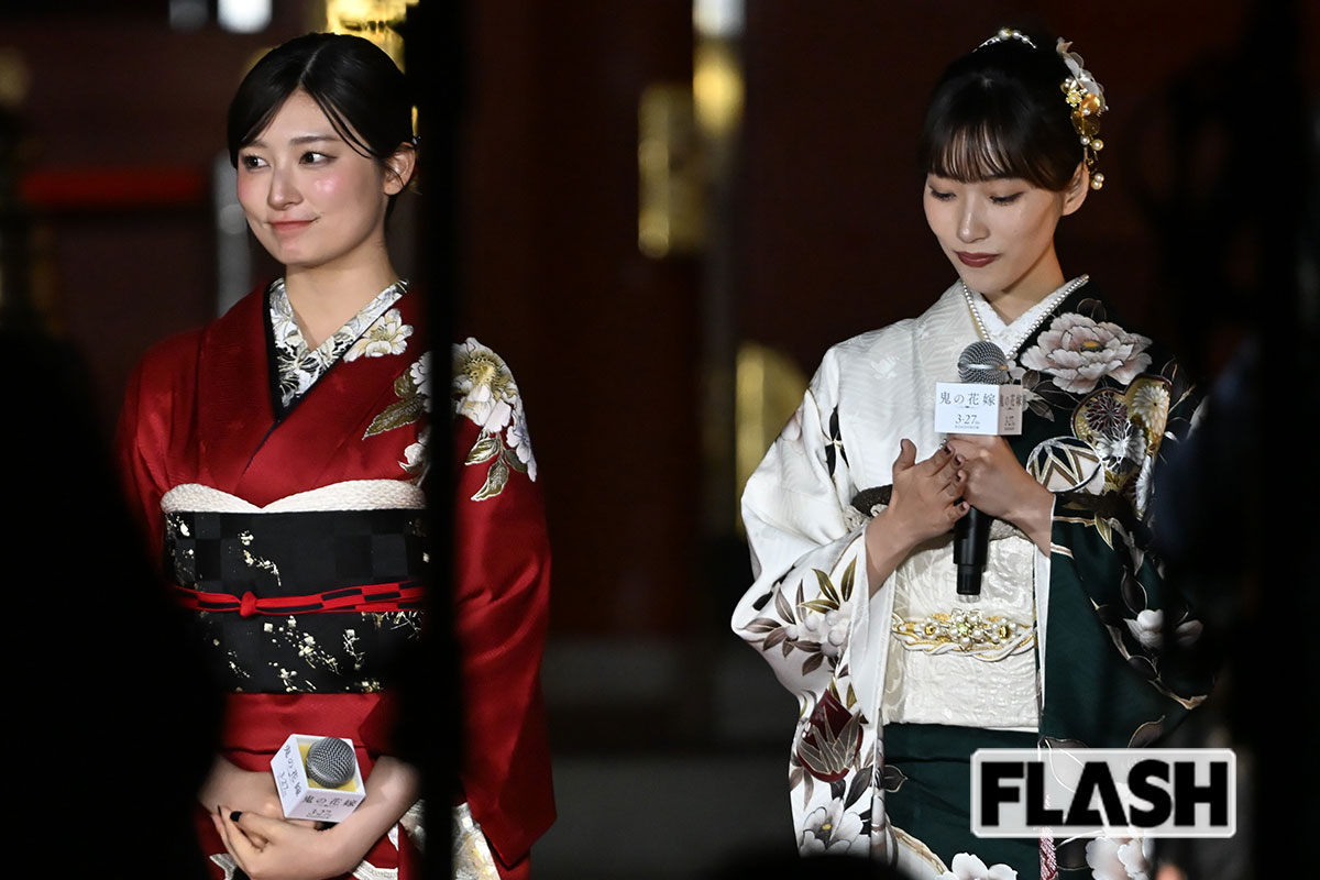 吉川愛（左）と、片岡凜も登壇した