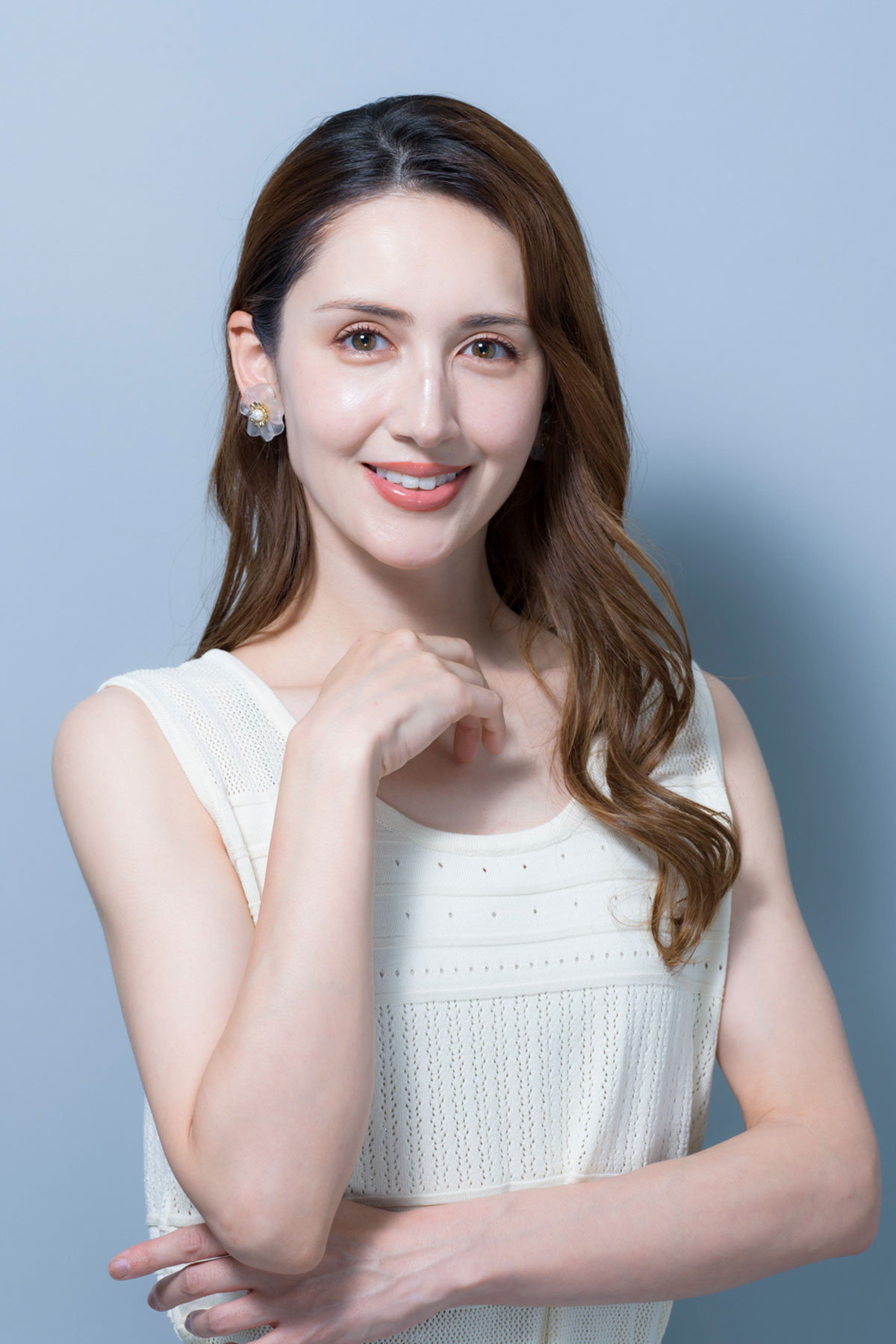 元TBSアナのアンヌ遙香が公開した小学校卒業式「おかっぱヘア」に地元・北海道民「めんこい」大反響!