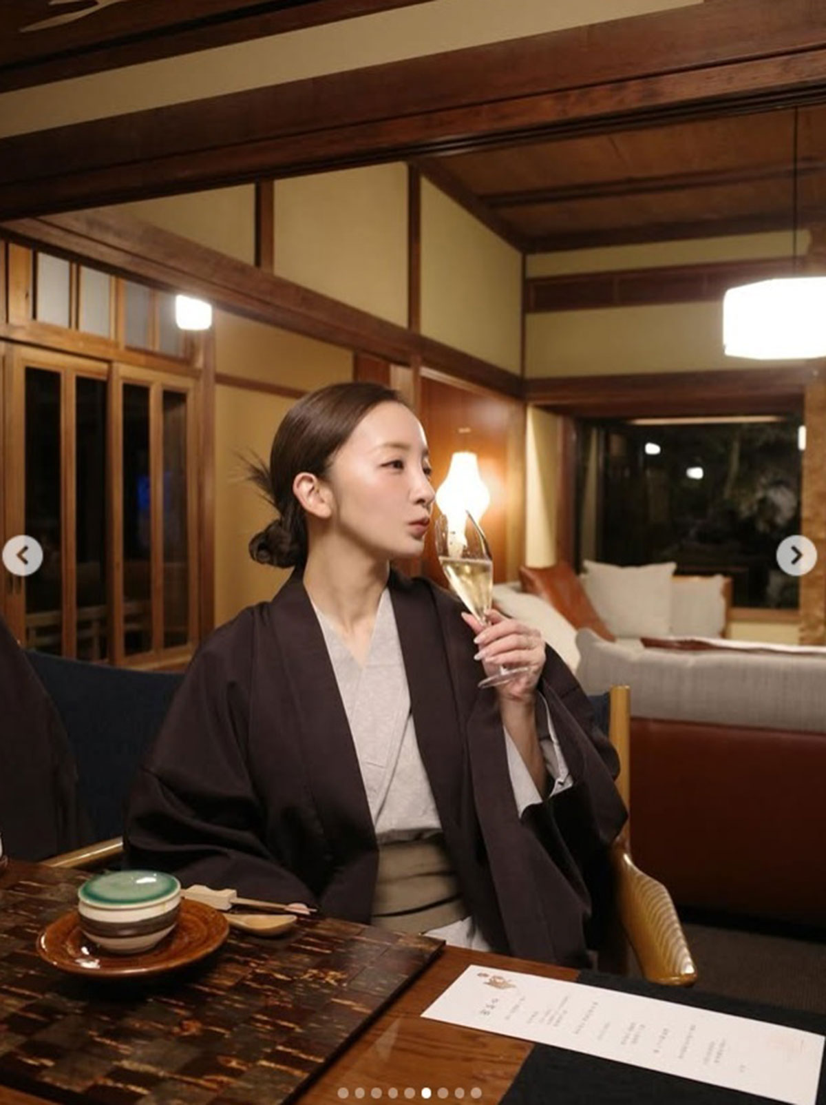 社員旅行のために高級ヴィラを貸切った板野友美。そのセレブぶりに注目が集まっている（写真・本人Instagramより）