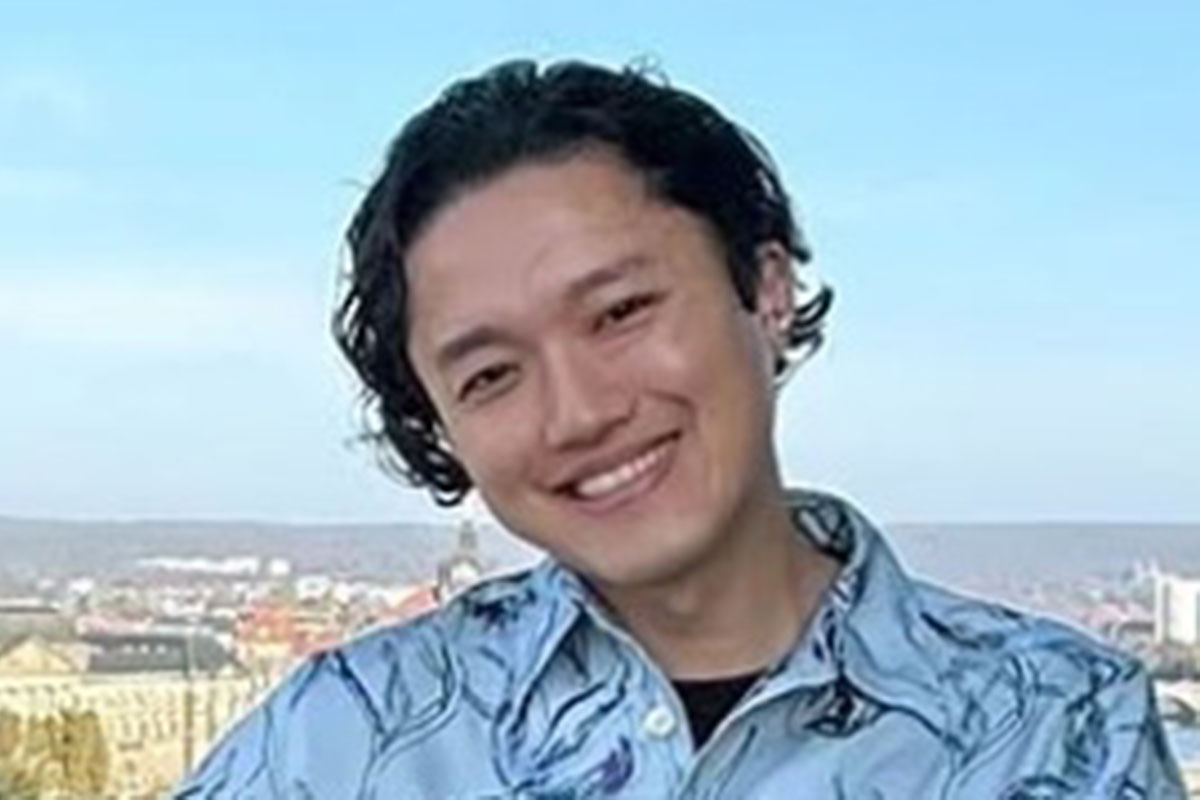 「さすがに怒鳴った」英国在住日本人タレントがサッカー観戦後“差別発言”に…