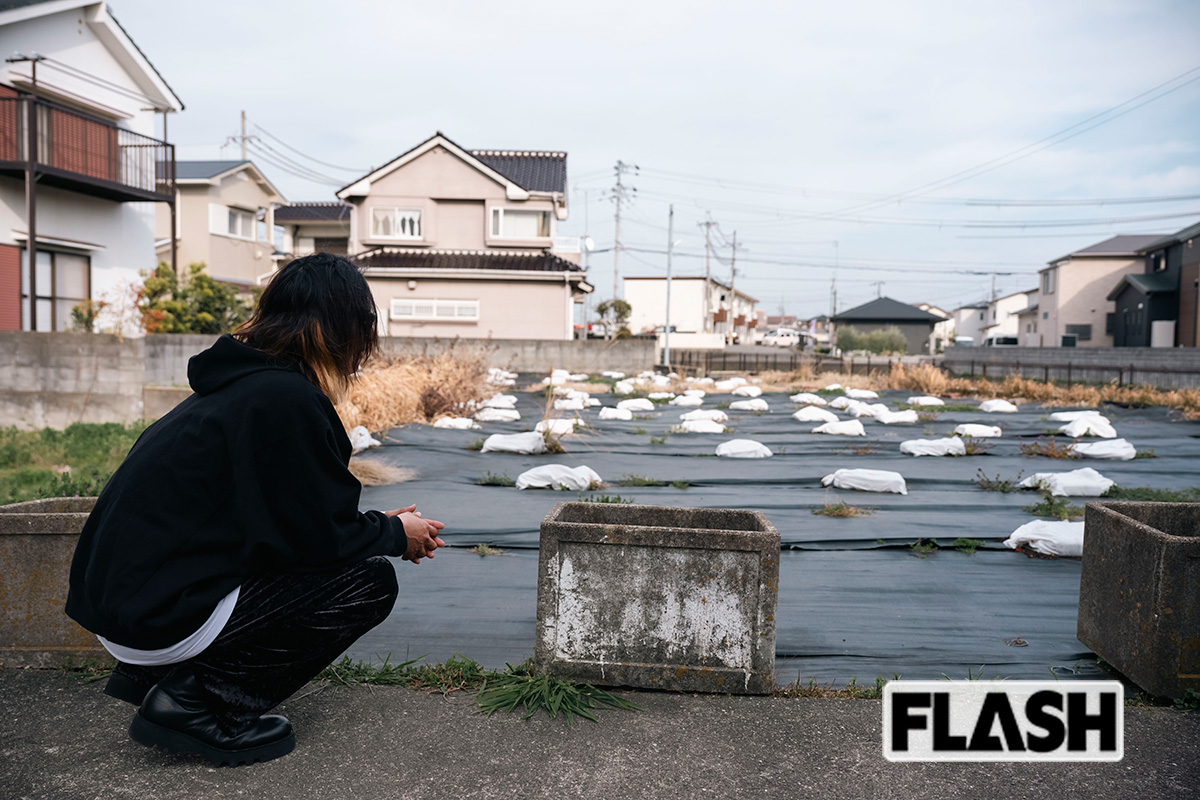 和歌山カレー事件・林眞須美死刑囚の長男と歩いた「28年後」の現場 作られた“毒婦”のイメージ、500人のメディアスクラム