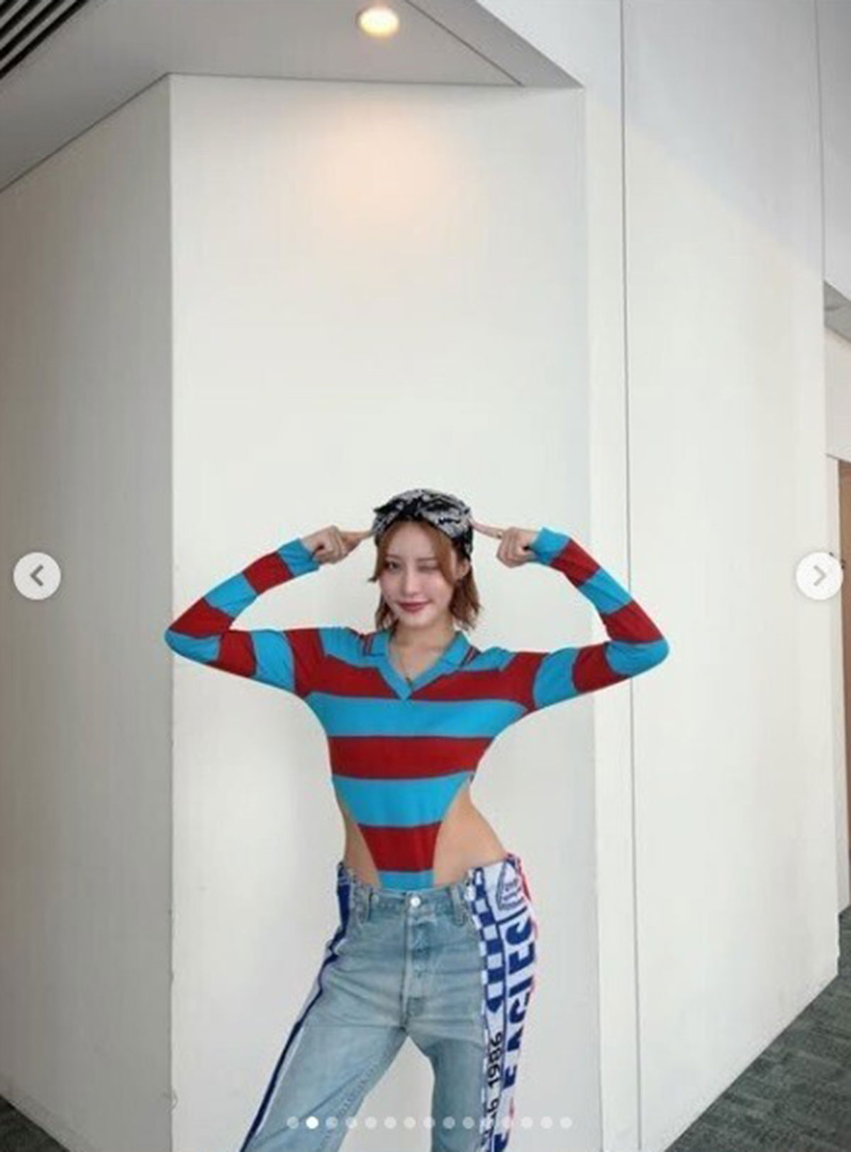 2026年4月5日、“ハイレグ仕様”のファッションを公開した王林（画像・『OURIN 王林』のInstagram「@ourin_ringoooo」より）