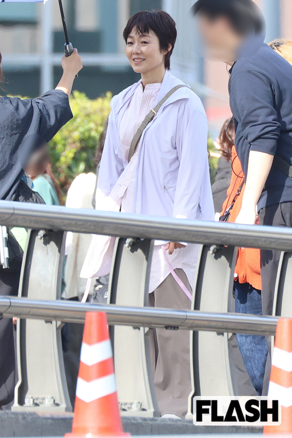 有働由美子、ドテッ！ とズッコケ姿をキャッチ…三谷幸喜に「伸びしろがない」と言われるも女優デビューで固めた “強い覚悟” とは