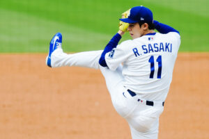 佐々木朗希に「いまやトレード要員」の声が…ドジャースのエース候補に突きつ…