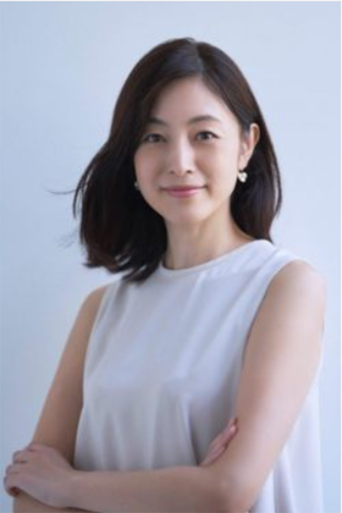 青山倫子が宇宙船オリオンの帰還を祝福、変わらぬスタイルにファン歓喜…SNSでたびたび語られる”宇宙好き”素顔