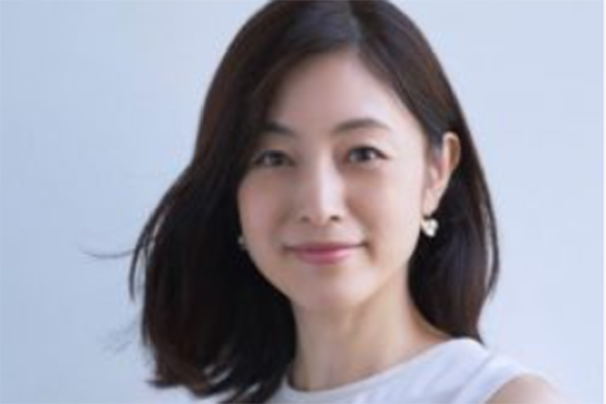 青山倫子が宇宙船オリオンの帰還を祝福、変わらぬスタイルにファン歓喜…SN…