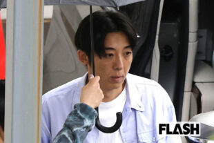 高橋一生、笑顔で臨んだ『リボーン』ロケ姿…ドラマウォッチャーの注目は“真逆の二役”が見せる「顔芸」