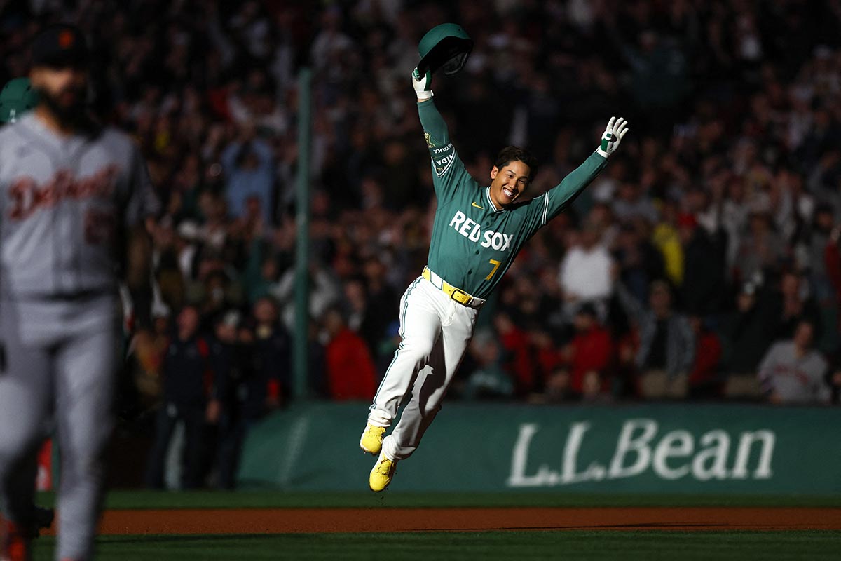 吉田正尚、MLB4年めで初のサヨナラ打も “レギュラー奪回” アピールにならず…マイナス要素は右肩からくる “守備面” の懸念