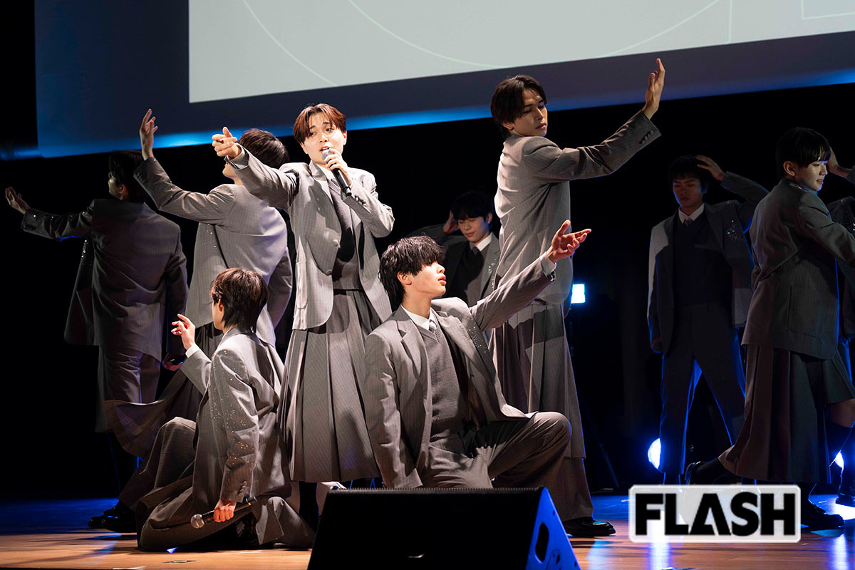 「君とSomeday」を披露