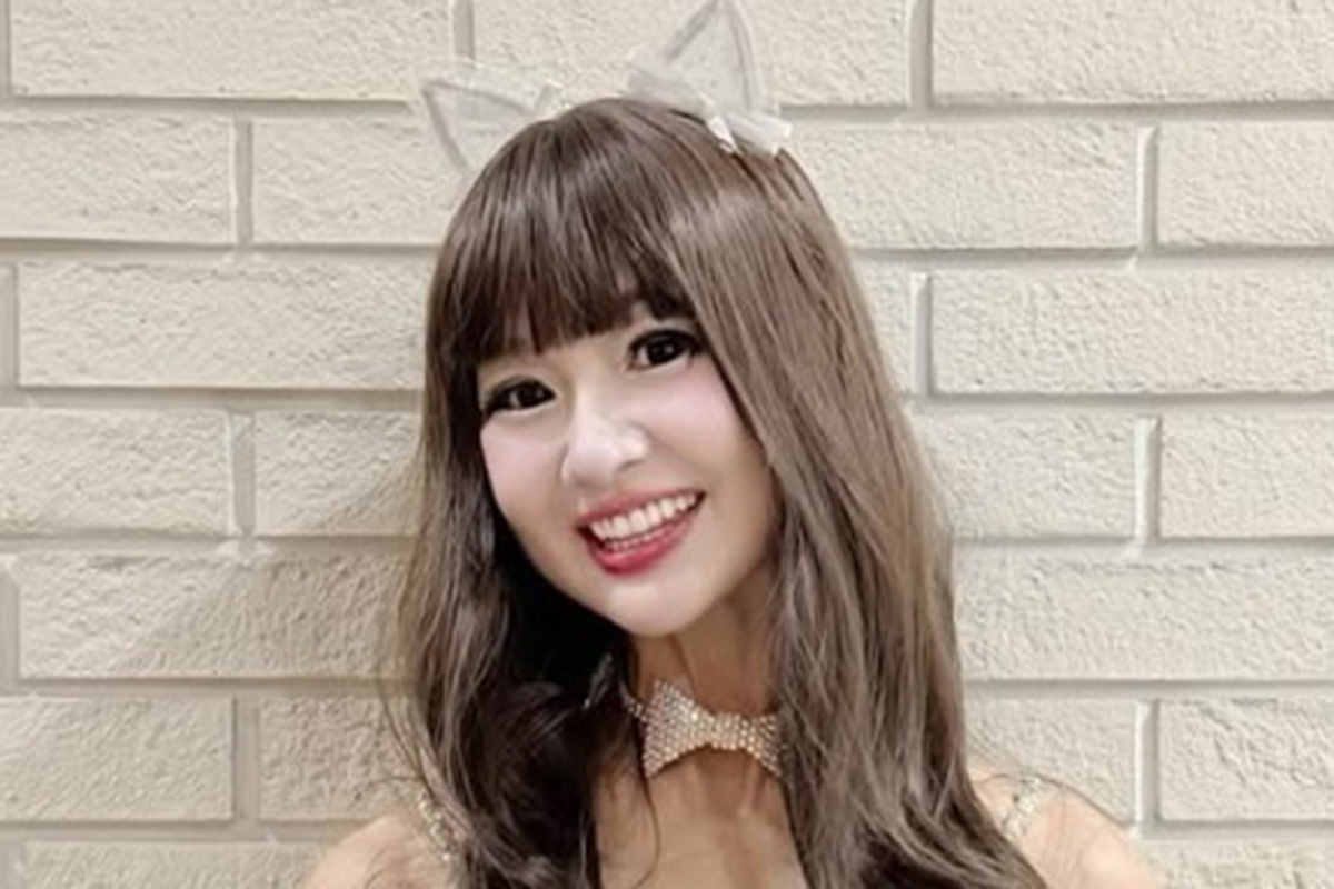 56歳さゆり　異次元の“美脚スタイル”でNiziUが「子供に見える」主役…