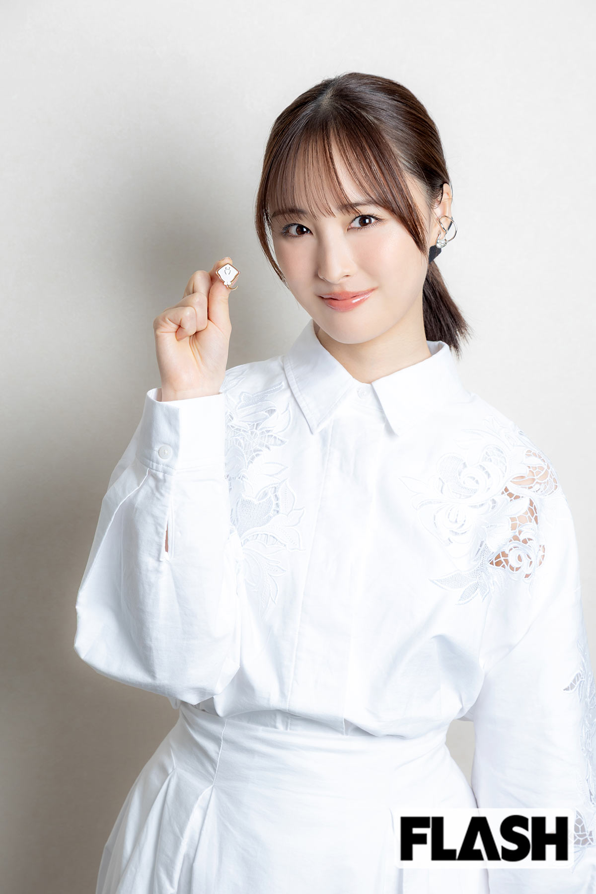 大友花恋、主演ドラマで“あざかわ女子”を熱演「女のコはかわいくなるために涙ぐましい努力をしている」…私生活では妹と仲良し
