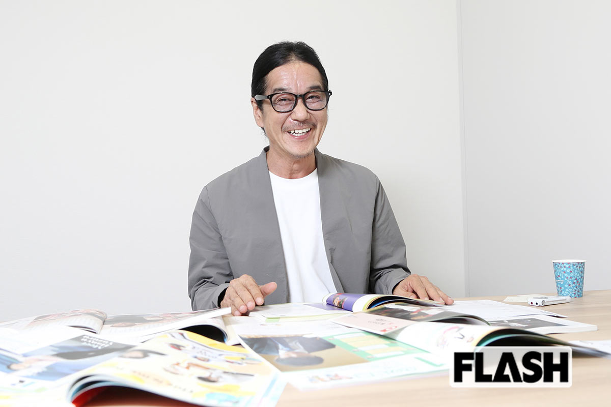 ヤンキー先生こと義家弘介氏も「いい教材です」と太鼓判の“令和の教科書”は、小学校「英語」「算数」含む5教科に起用の大谷翔平から中学校「道徳」のHIKAKINまで、現代の“偉人”たちがズラリ！（写真・金谷千治）