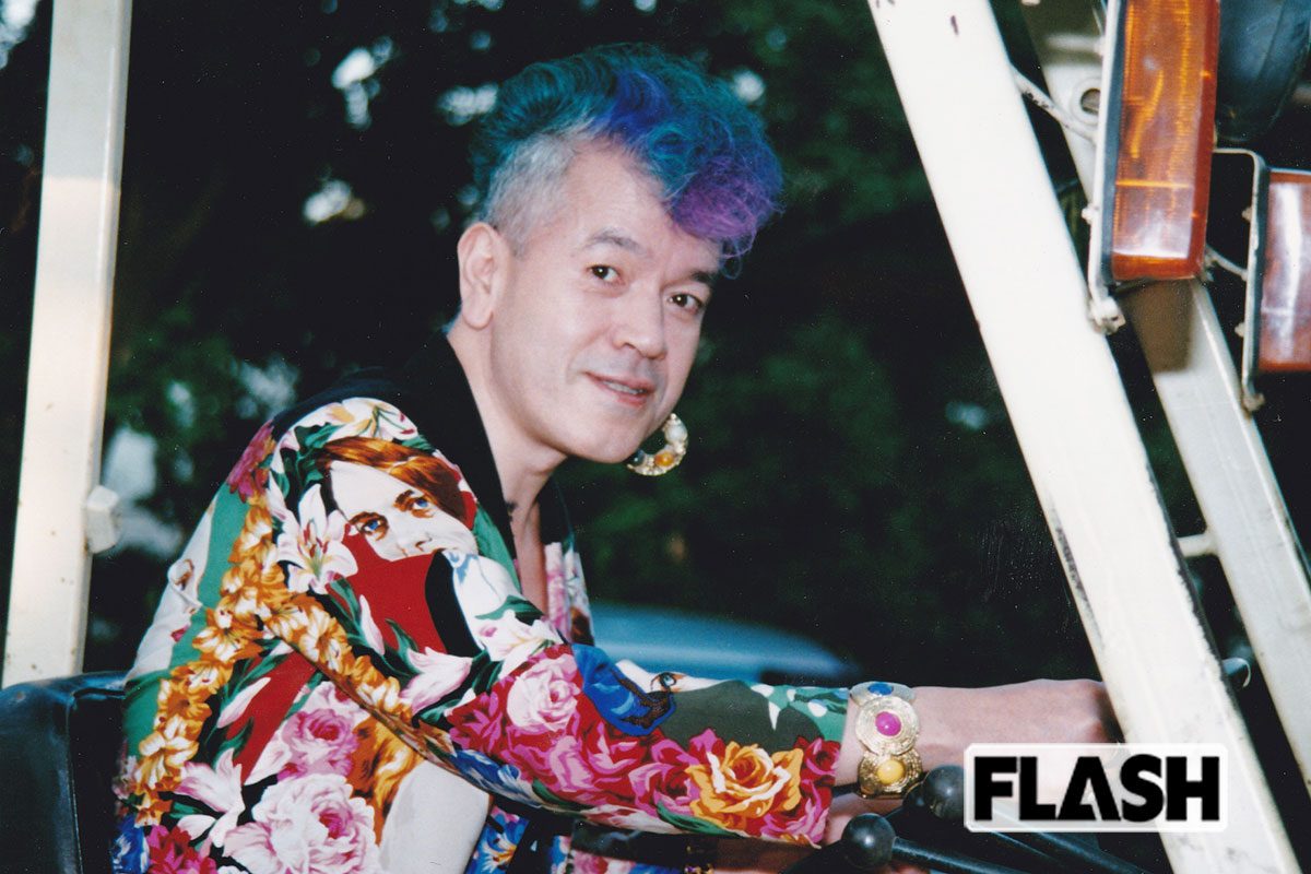 “奇抜ファッション”も相まってテレビに引っ張りだこだった、1992年ごろの志茂田景樹氏（写真･本人提供）