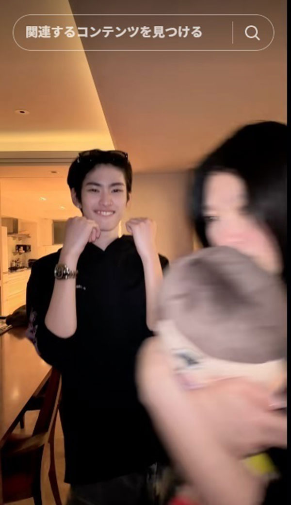 2026年5月、長男で元俳優の市村優汰の動画に出演した篠原涼子（@i_am_hyunwoo_のTikTokより）