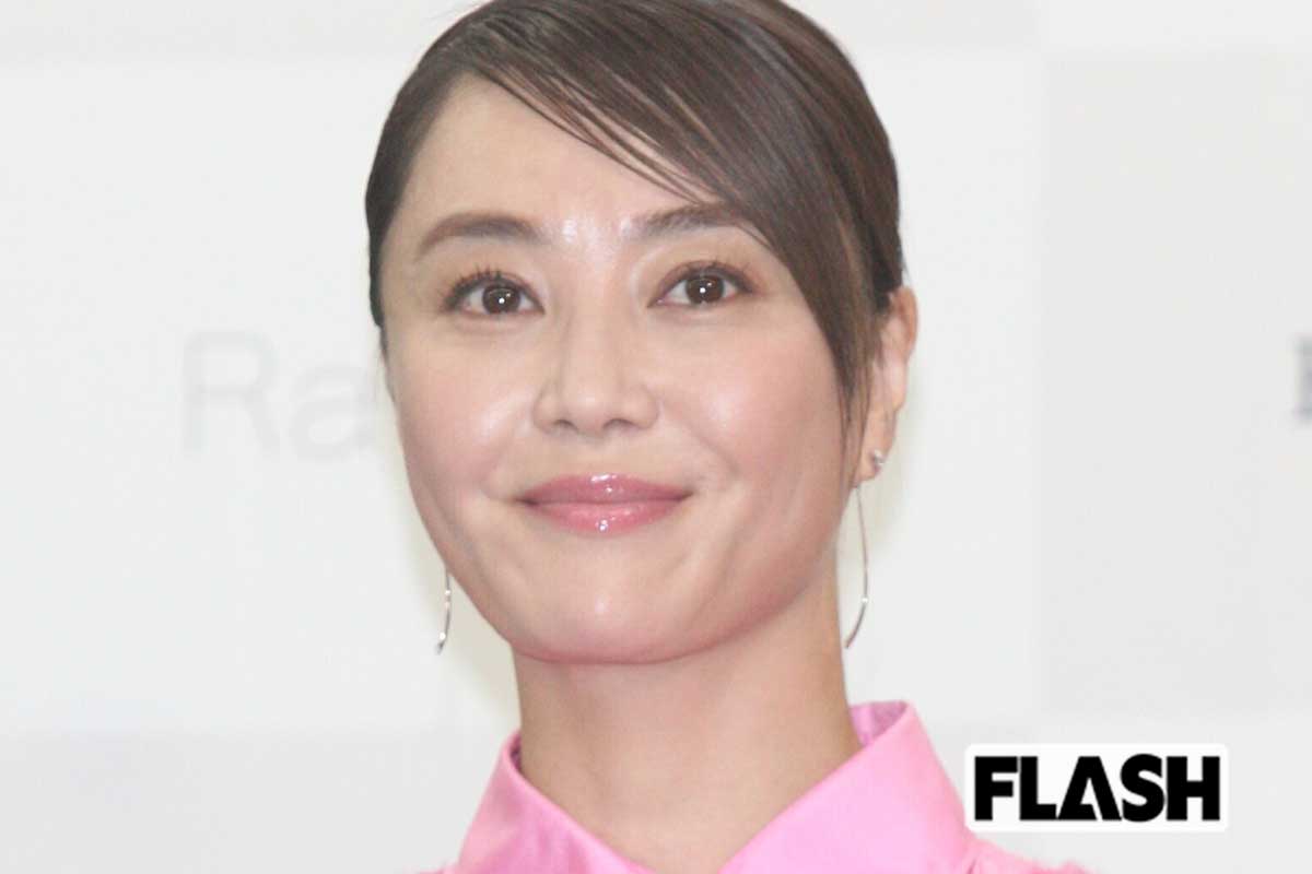 観月ありさ、49歳の“8頭身”スタイルに称賛も…“歌唱力”に「こんなだっ…