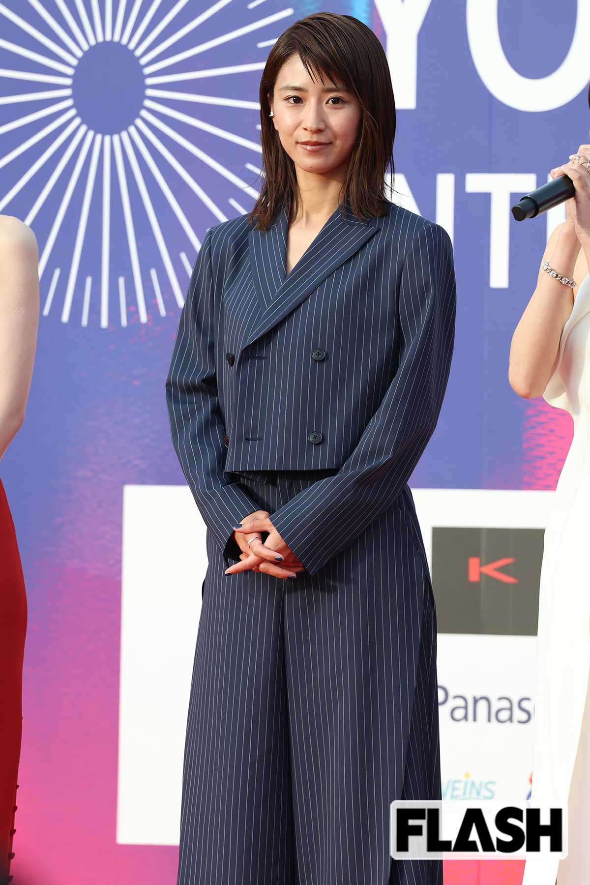ナチュラルなメイクが印象的な黒島結菜