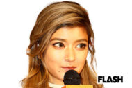 ローラ、“太もも見せ” 田植えでまたも服装問題に賛否…モデル人脈で広がる…