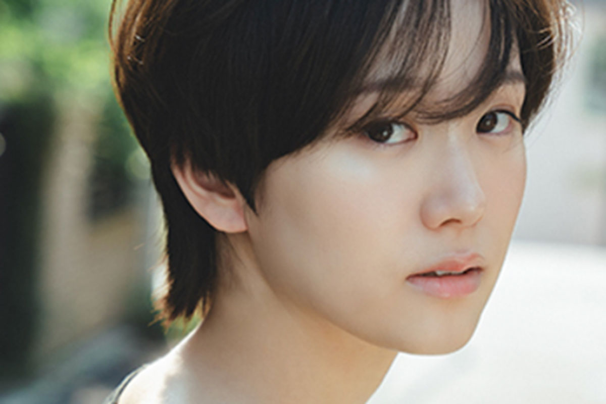尾碕真花「信頼関係失われた」事務所退所めぐる“トラブル”告白で際立つマネ…