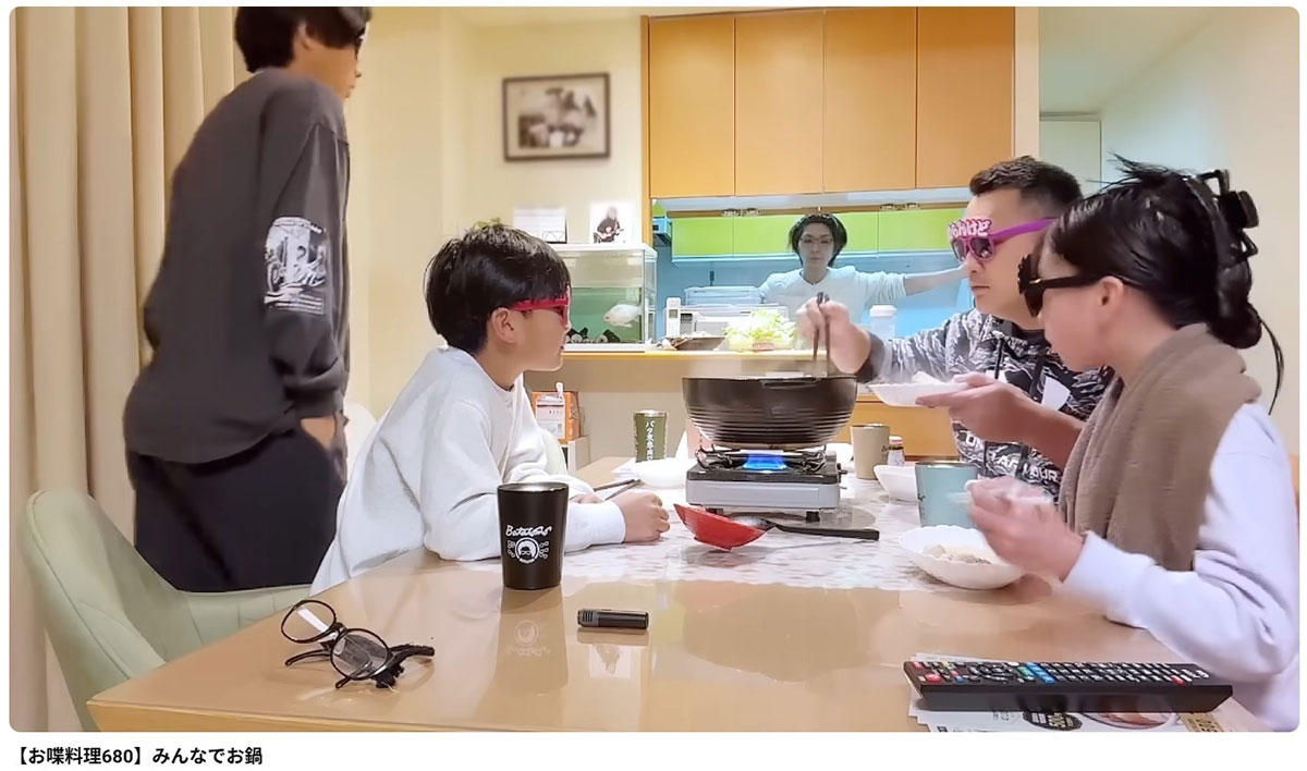 家族で鍋を食べるくわばたりえ。夫への不満を漏らすものの、YouTubeでは円満なようだが……（画像・YouTube「バタやんチャンネル」より）