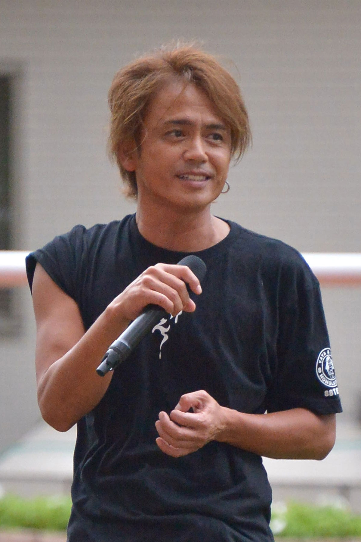 元「光GENJI」諸星和己 モノマネ女性芸人のSNSに登場、“金髪がっしり姿”の変化に「ヒロミじゃないの?」驚きの声も