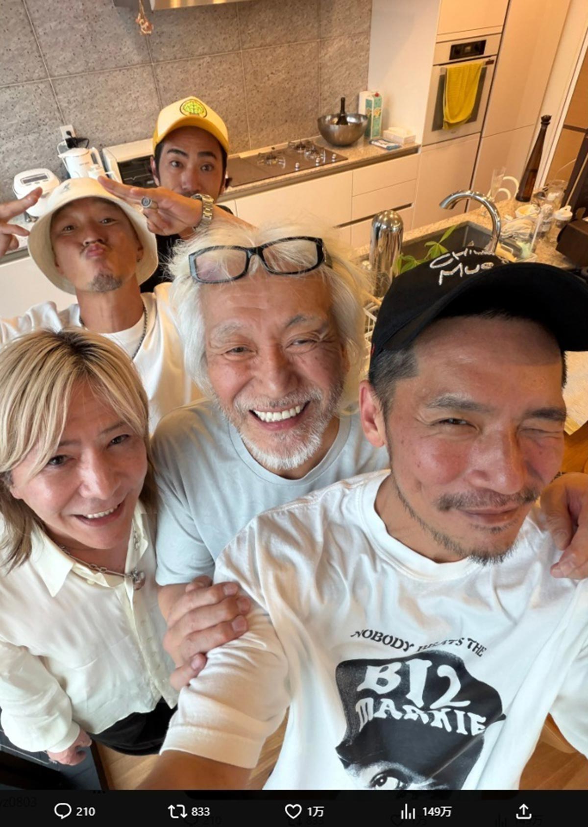 Zeebraが公開した玉置浩二の近影。激変ぶりを受けて戸惑いの声があがっている（写真・本人のInstagramより）