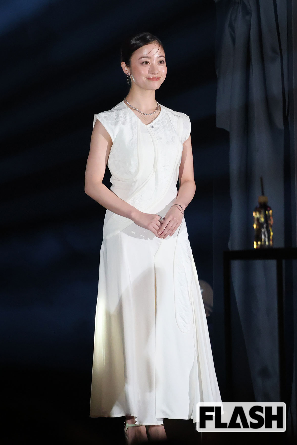 橋本環奈の存在を来場者は「発光しているよう」と語った