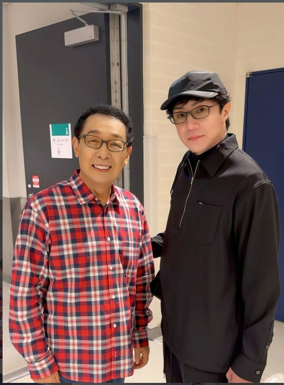 さだまさしが公開した東山紀之の激レア最新ショット(写真・さだまさしのInstagramより)