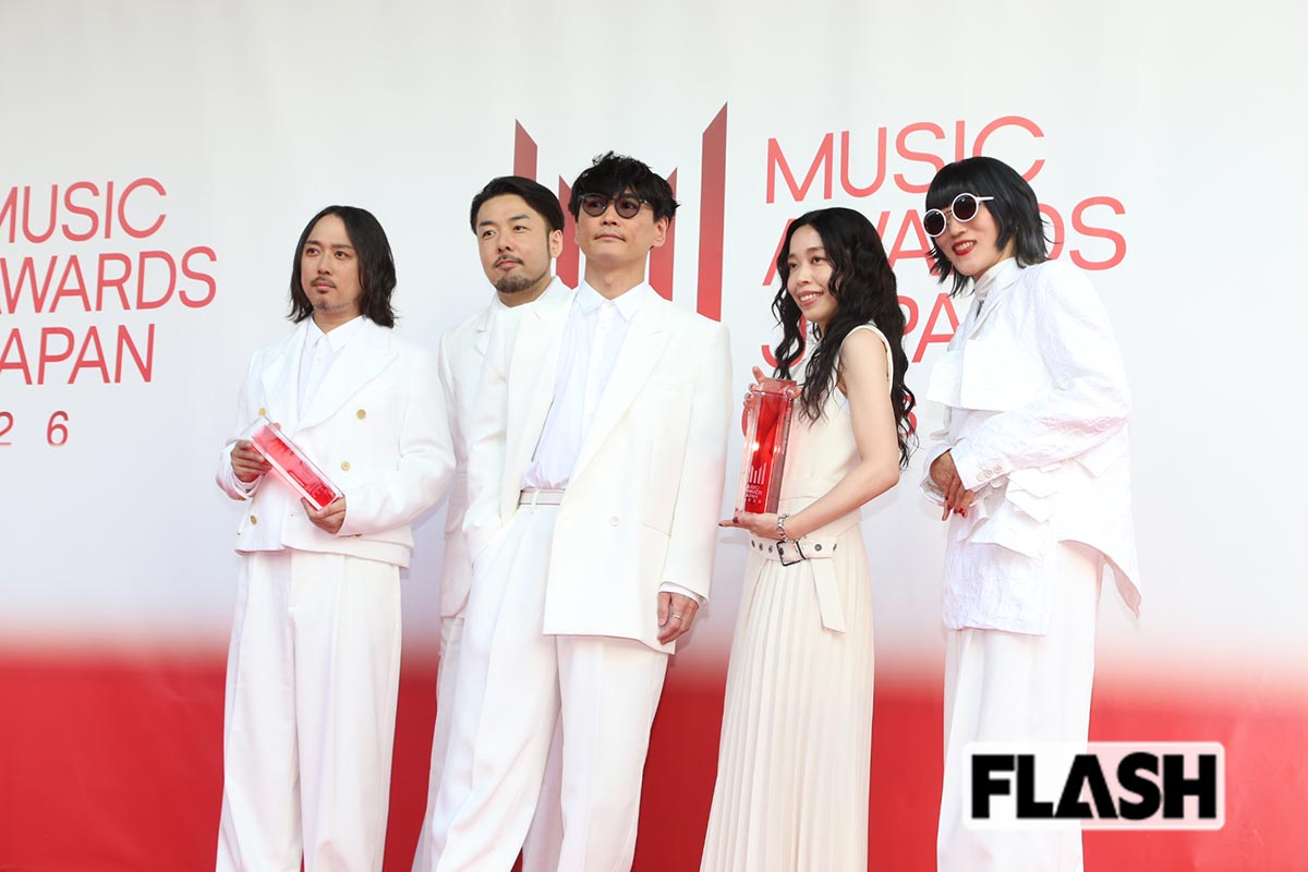2026年6月13日、『MUSIC AWARDS JAPAN 2026』の授賞式に出席したサカナクション（写真・金谷千治）