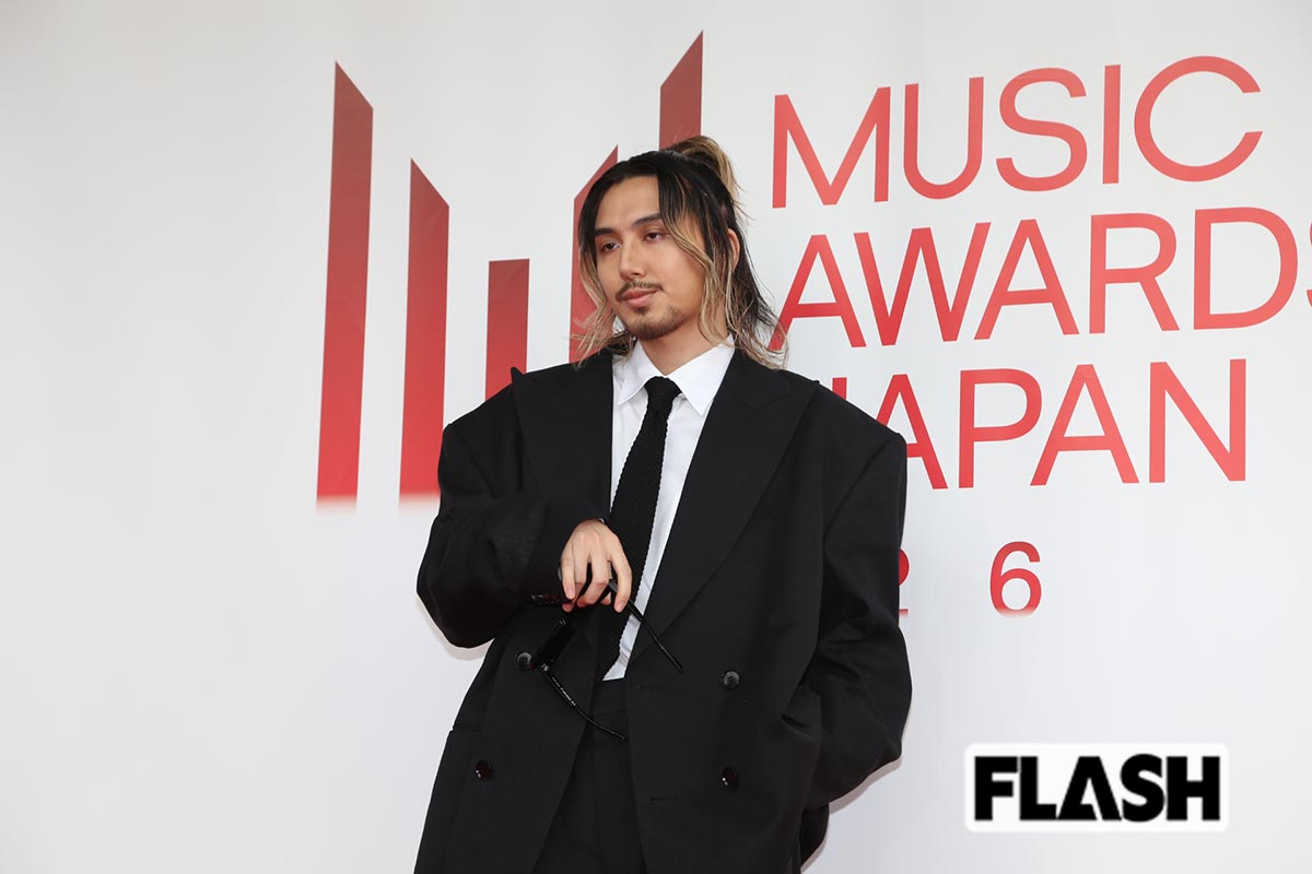 2026年6月13日、『MUSIC AWARDS JAPAN 2026』の授賞式に出席した藤井風（写真・金谷千治）