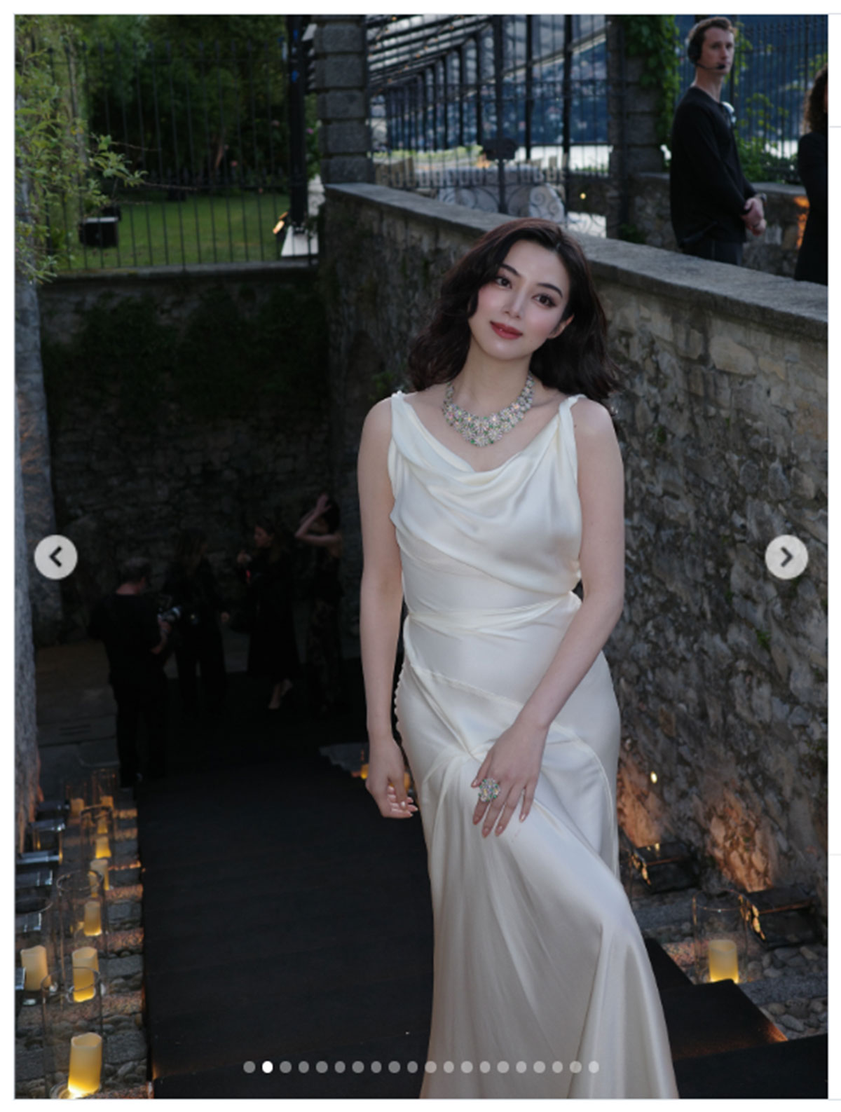 池田エライザのInstagramより。高級ジュエリーブランド「ダミアーニ」の新作アイテムを着用した姿に、ファンからは絶賛が飛び交った
